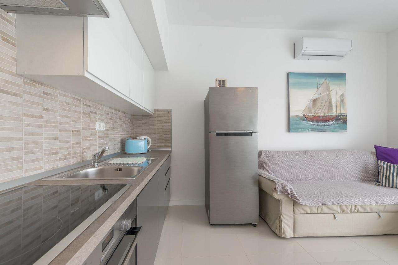 Windrose Apartments วีร์ ภายนอก รูปภาพ