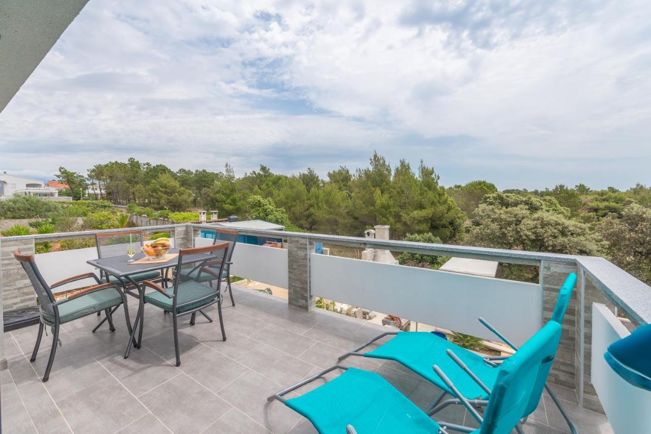 Windrose Apartments วีร์ ภายนอก รูปภาพ