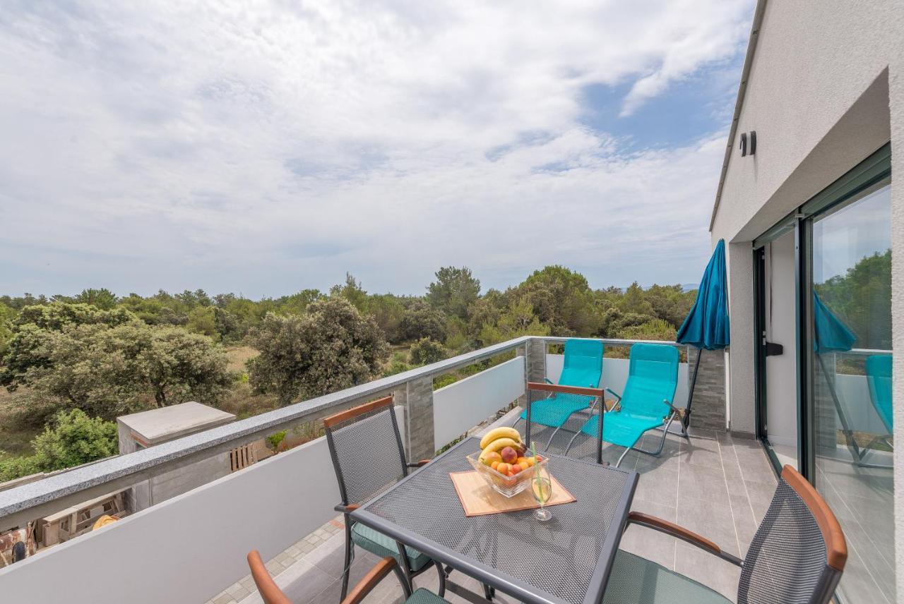 Windrose Apartments วีร์ ภายนอก รูปภาพ