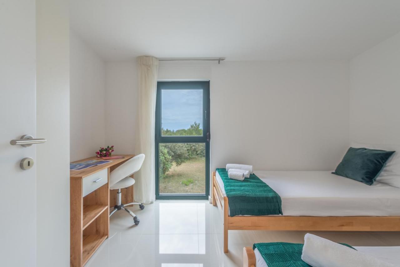 Windrose Apartments วีร์ ภายนอก รูปภาพ